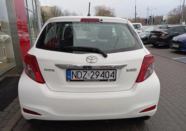 Toyota Yaris cena 26900 przebieg: 211686, rok produkcji 2012 z Głuszyca małe 326